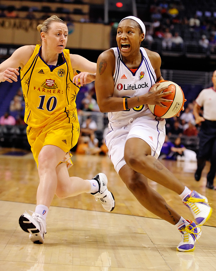 When Cappie Pondexter puts the ball on the floor she puts fear into her opponents hearts. The Mercury face the Sparks in the final game of the regular season on Sunday, September 13th.