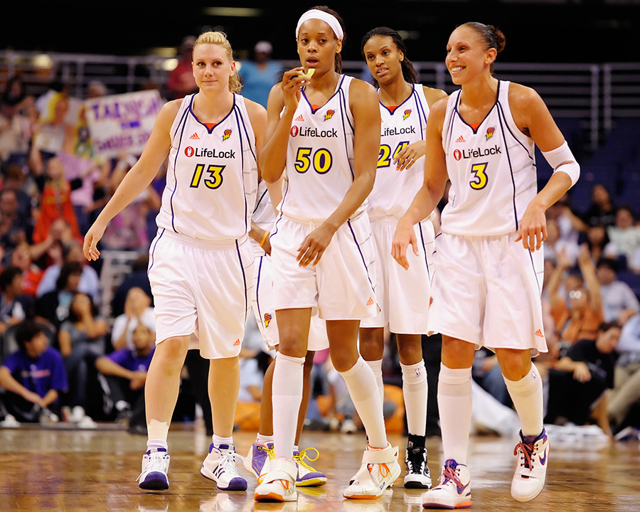 The Phoenix Mercury look to their 1st round playoff match up with the San Antonio Silver Stars.