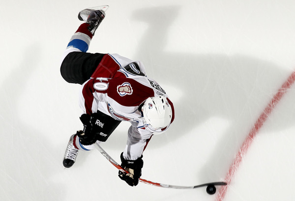 UNIONDALE NY - OCTOBER 16:  Mark Olver #40 of the Colorado Avalanche warms up before playing against the New York Islanders on October 16 2010 at Nassau Coliseum in Uniondale New York.  (Photo by Jim McIsaac/Getty Images)