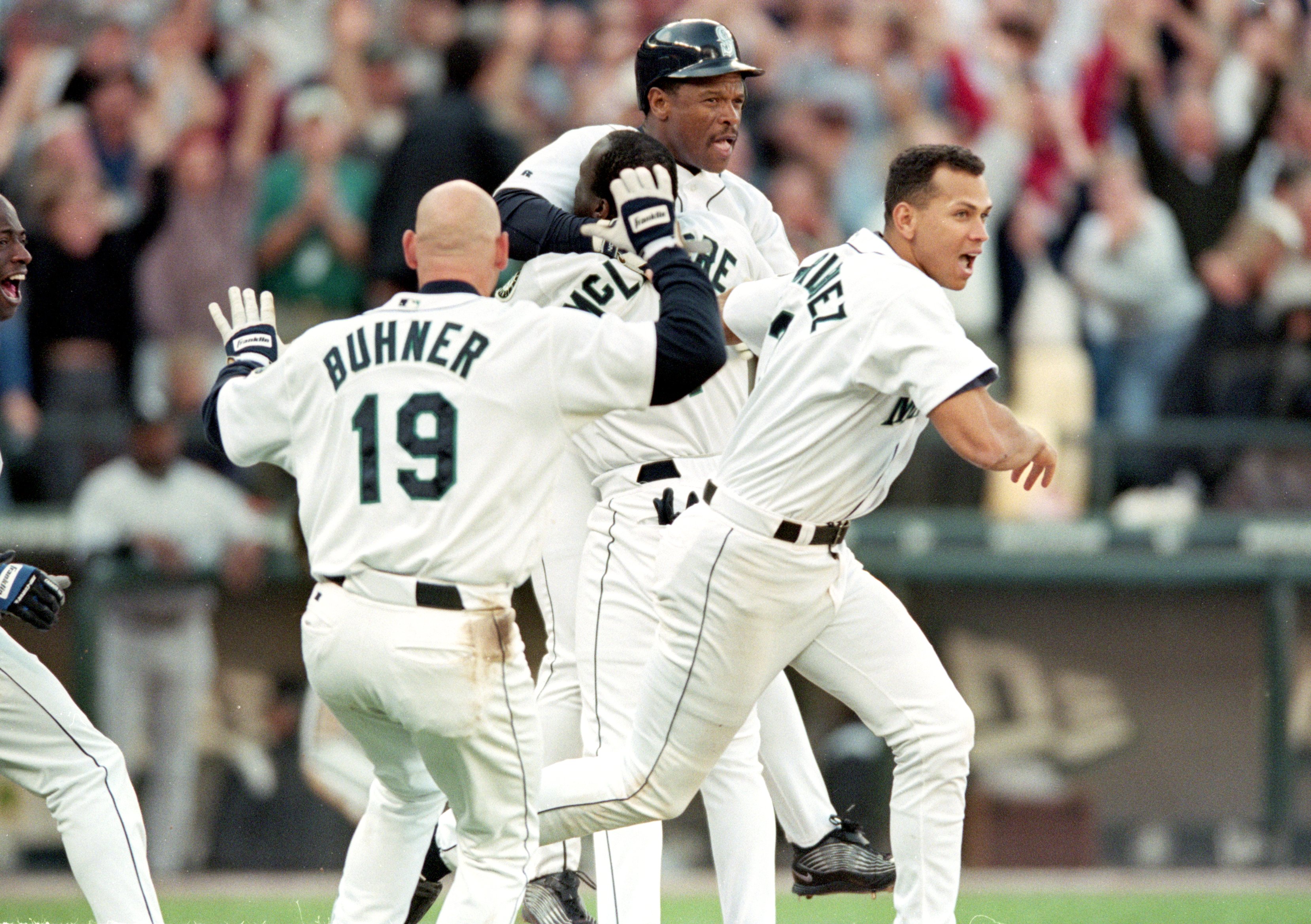 Mariners celebrate