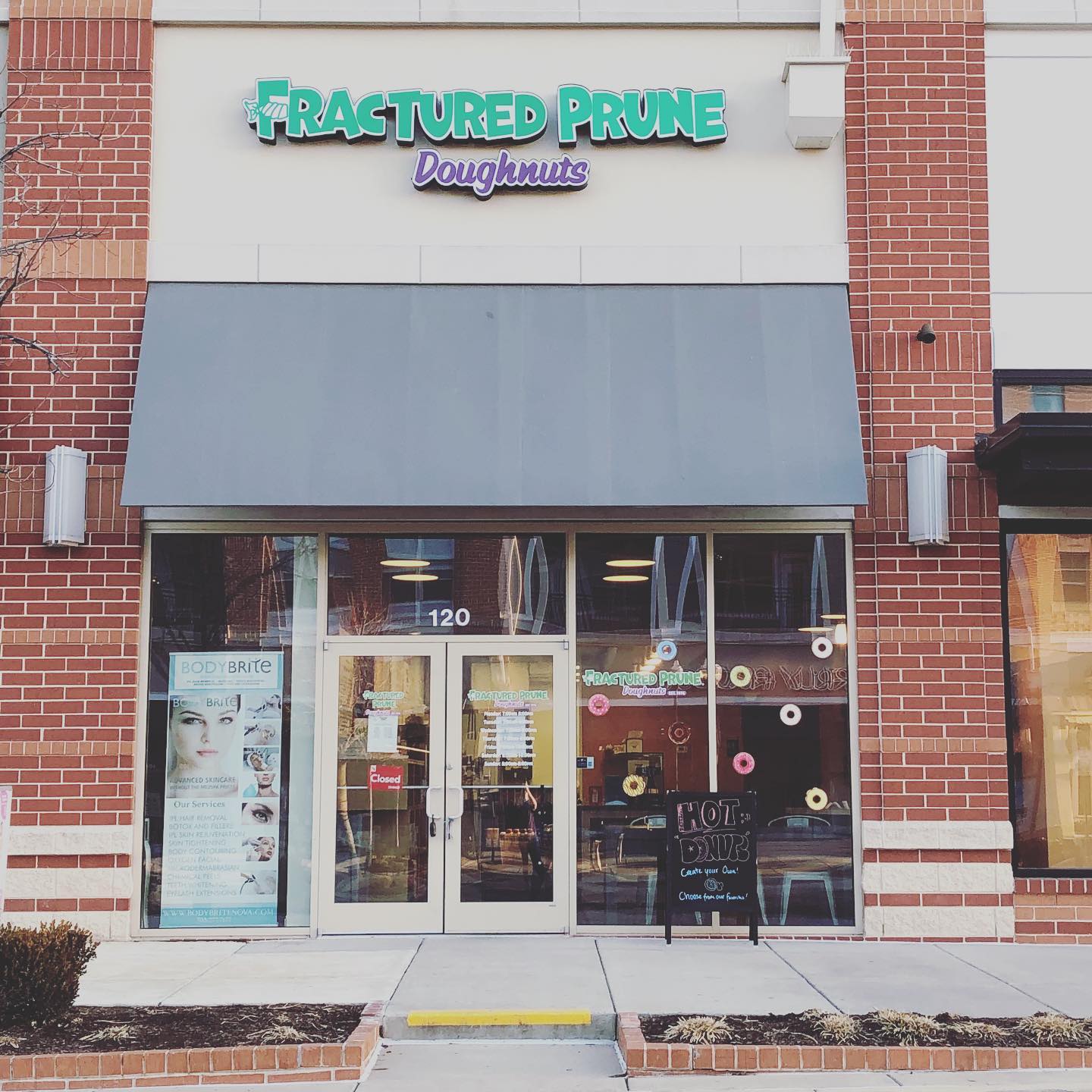 The front of the Fractured Prune in Leesburg, Virginia