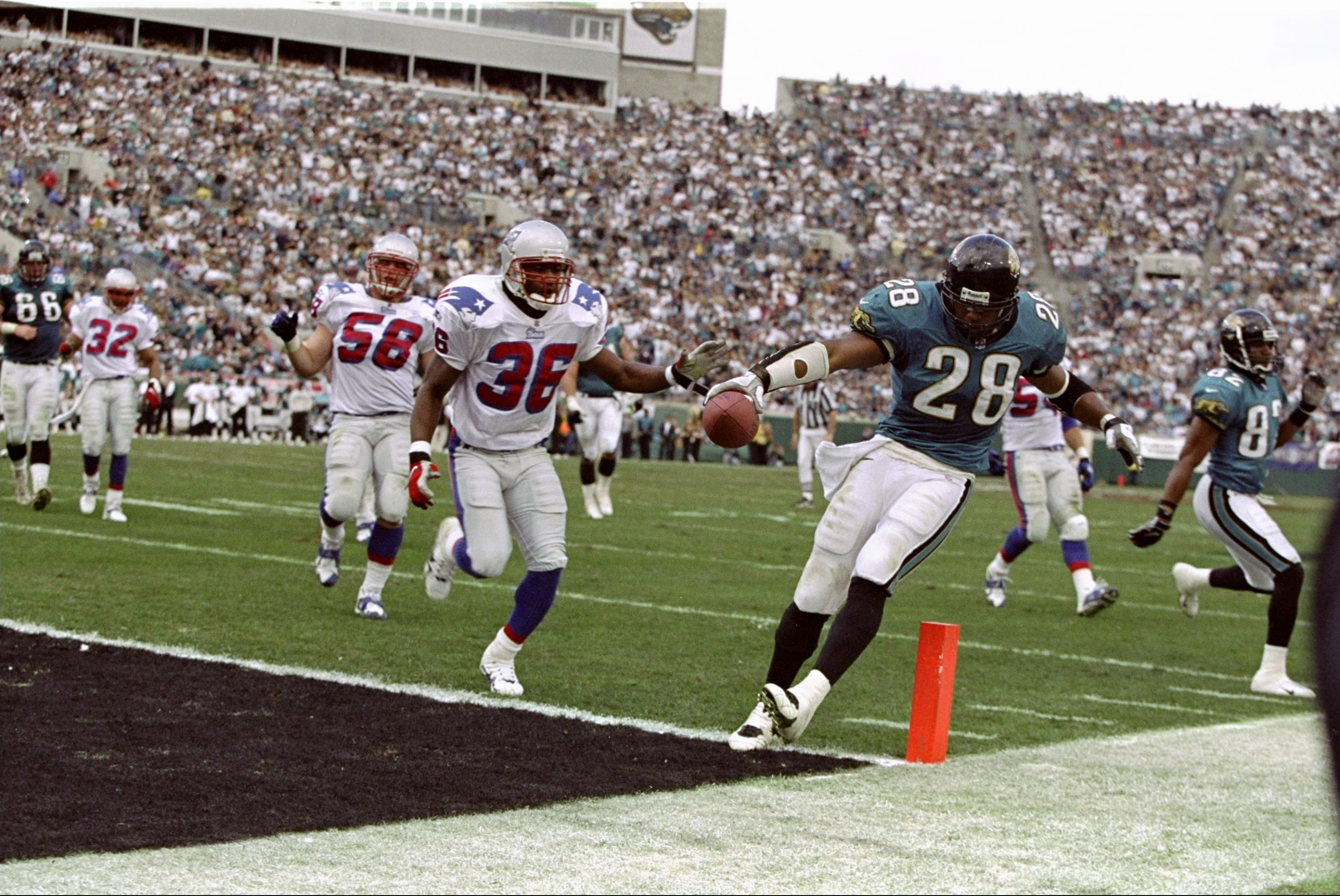 Fred Taylor #28