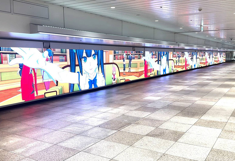 「新宿ウォール456」とJR渋谷駅「ハチコーボード」にヘスティアが登場！