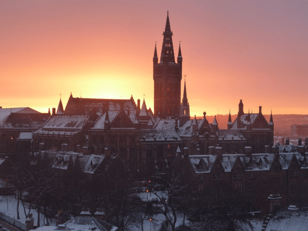 これが本当に大学？！ 驚くべきほど素晴らしい世界の大学キャンパス10選 - 10 Uniquely Stunning College Campuses