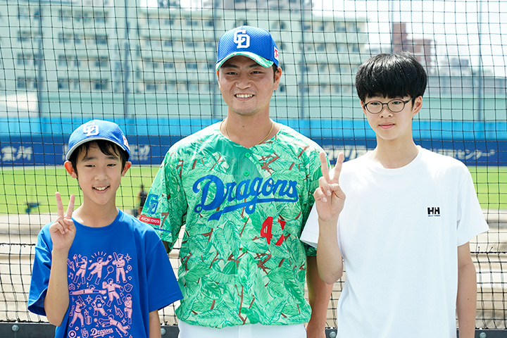 選手と写真撮影会 砂田投手