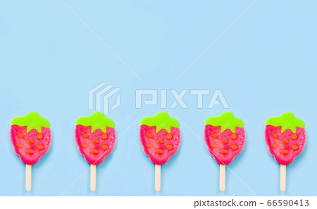 Fruit colorful Ice cream pattern/ice cream stick on pastel blue background with copy space, Strawberry Ice cream texture 66590413