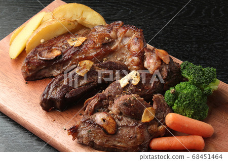 beef steak 68451464