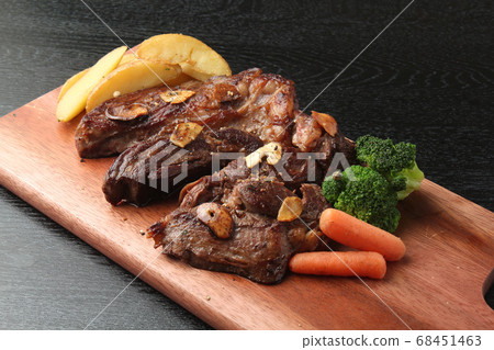 beef steak 68451463