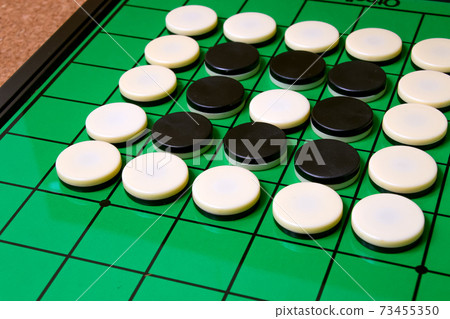 Othello, entertainment, games, play, competitive games, competitives, black and white, circles, board games, fun 73455350