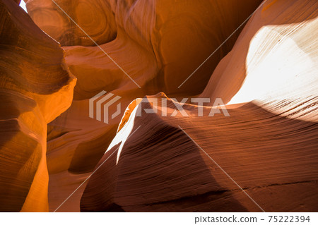 Antelope Canyon 75222394