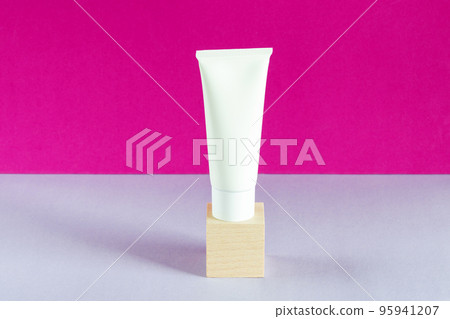 Beauty spa skincare product mock up package, advertising brand, natural cosmetic, serum on podium. White cream tube blank bottle packaging on pedestal. Medical skin care moisturizer 95941207