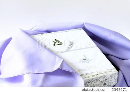 Refreshing, wrapping cloth 3348371