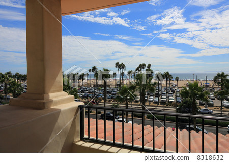 Los Angeles suburban hotel balcony, summer holiday 8318632