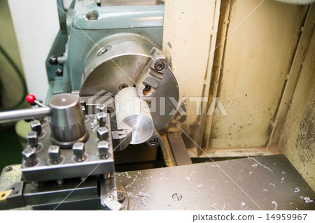 lathe manufacturing 14959967