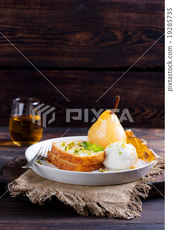 Brioche, cake with poached in wine pear 19285735