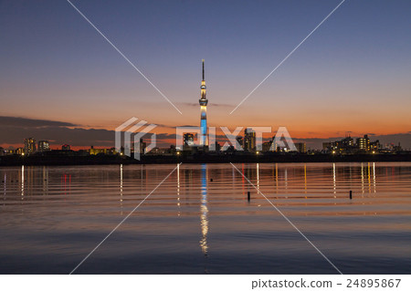 Tokyo sky tree standing in sunset From Arakawa Riverbed 24895867