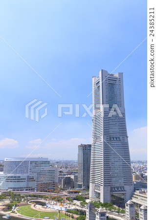 Urban landscape of Yokohama Minato Mirai 21 24385211