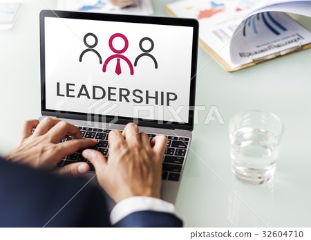 Illustration of leadership business organization on laptop 32604710