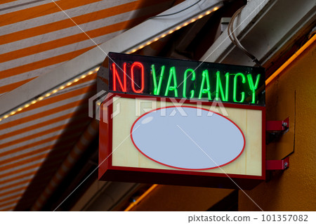 No vacancy - Neon light 101357082