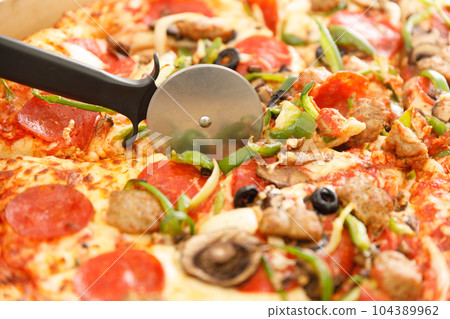 cut with a pizza cutter 104389962