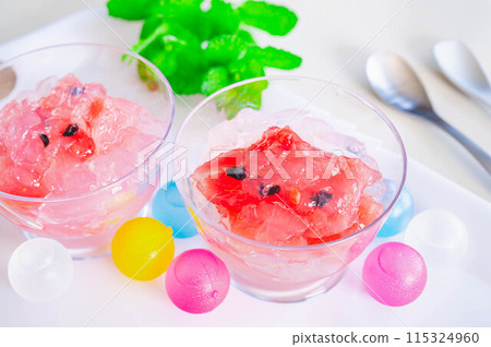 Homemade watermelon jelly 115324960