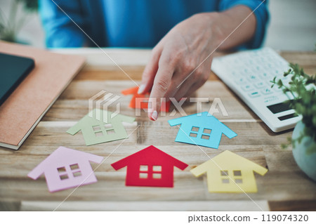 People choosing a house Business image 119074320