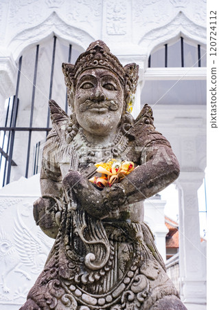 Hindu stone statues in Bali 120724112