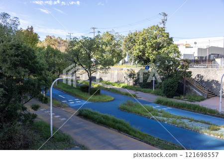 小野川自行車道與步道（大阪市西淀川區歌島） 121698557