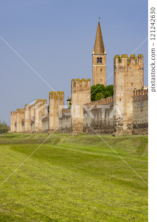 Ancient walls of Montagnana, Padova province, Veneto, Italy 121242630