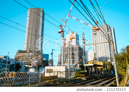 Tokyo under construction: Toden Zoshigaya area and apartment construction cranes 2024.11 e-4 light color 121278315