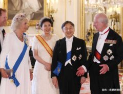 天皇皇后両陛下とチャールズ国王夫妻の画像