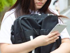 友人のTwitterアカウントを見た、女子中学生　投稿された内容にゾッとした