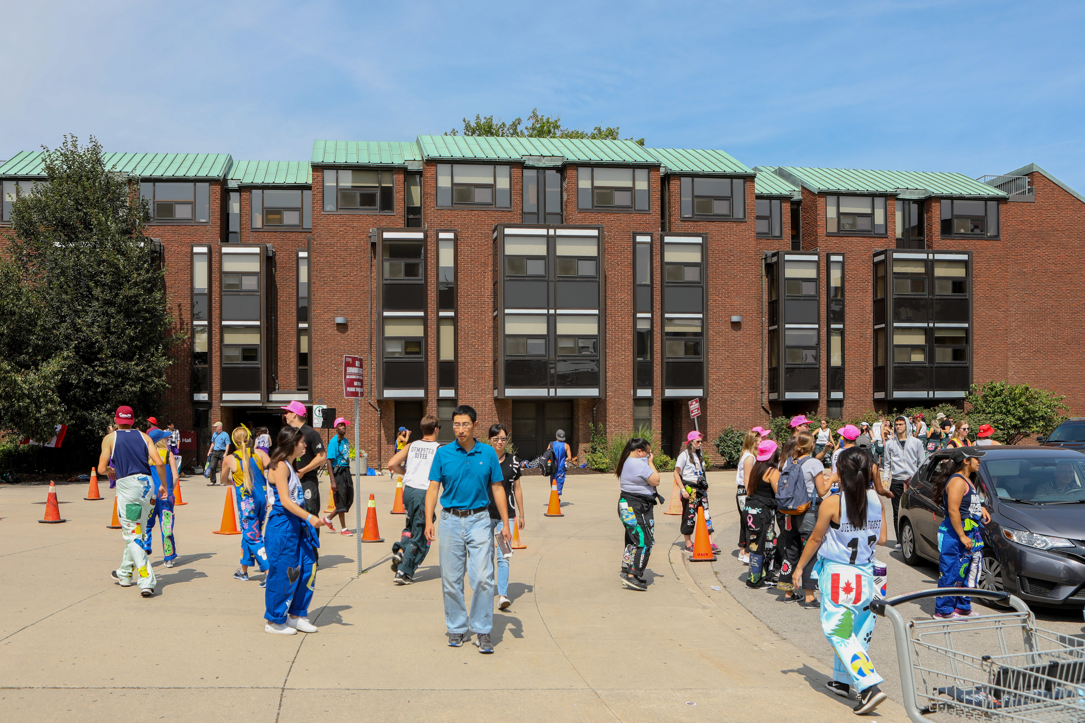 Matthews Hall Move-in Day