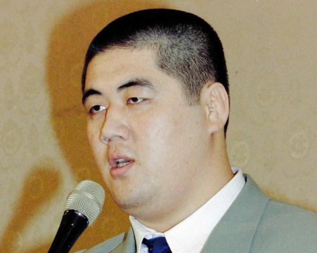 元横綱　両脚腐敗し切断の危機　視力も記憶もなくす