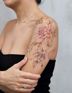 Colorful floral tattoo design by Cigdem Ozsoy Peony Floral Tattoo, Colorful Floral Tattoo, Front Shoulder Tattoo, Floral Watercolor Tattoo, Shoulder Tattoo Ideas, Feminine Shoulder Tattoos, Front Shoulder Tattoos, Colour Tattoo For Women, Mastectomy Tattoo