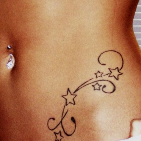 Best Star Tattoos, Tumblr Tattoo, Hip Tattoo Designs, Tramp Stamp Tattoos, Waist Tattoos, Bauch Tattoos, Belly Tattoos, Star Tattoo Designs, Stomach Tattoos