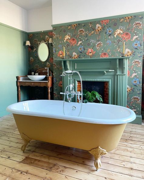 Cast Iron Bath, Cast Iron Bathtub, Roll Top Bath, Boho Curtains, Bathroom Taps, Main Bathroom, Clawfoot Tub, Family Bathroom, Stylish Bathroom