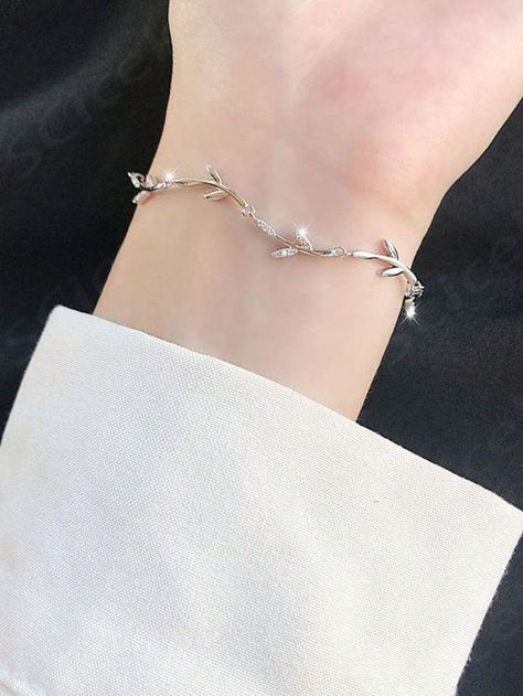 Silver Collar 925 Sterling Silver Embellished Fine Jewelry Silver Bracelets Design, Fancy Silver Bracelets, Silver Prom Bracelet, Silver Bracelets Designs For Women, Silver Bracelet Design For Women, Bracelets For Prom, Bracelet Ideas Silver, Bracelet Silver Women, Simplistic Jewelry