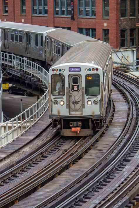 Public Transportation Aesthetic, Train Reference, Chicago L Train, Train New York, Public Transportation Design, Chicago Sights, Travel Transportation, Travel Chicago, Chicago Transit Authority