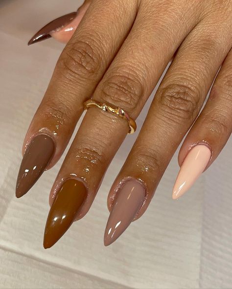 Colors For Dark Skin, House Of Beauty, Nail Art Galleries, Pedicures, Purple Eyes, Dream Nails, Nail Shop, Creative Nails, Fall Design