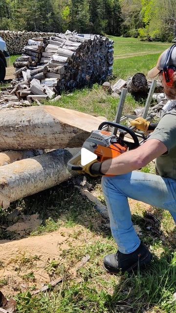 Ottawa Milling on Instagram: "Milling Elm, birch,, black beech and black walnut ovals.  Ovals are fun shapes to mill.  They are so versatile.  Charcuterie boards, taxidermy mounts, clocks, trivets, anything!  All of these were salvaged logs and all fun to mill! 

milled with @Stihl  #ms881 or #ms661 or the @greenworkstoolscanada small electric chainsaw
@granberginternational mill and ripping chains and mill for a few of them 

#alaskanmill #chainsawmill #wood  #mill  #milling #ottawasmallbusiness #alaskanmill #alaskanchainsawmill  #ottawamilling #smallbusiness #613 #gatineau #maple #salvage #reuse #lesswaste #recycle #redoak #maple #beech #shortsvideo #fun #salvagedwood #blackwalnut #crabapple #birch" Chainsaw Mill, Wood Mill, Outdoor Barbeque, Electric Chainsaw, Building A Pergola, Taxidermy Mounts, Crab Apple, Salvaged Wood, January 12