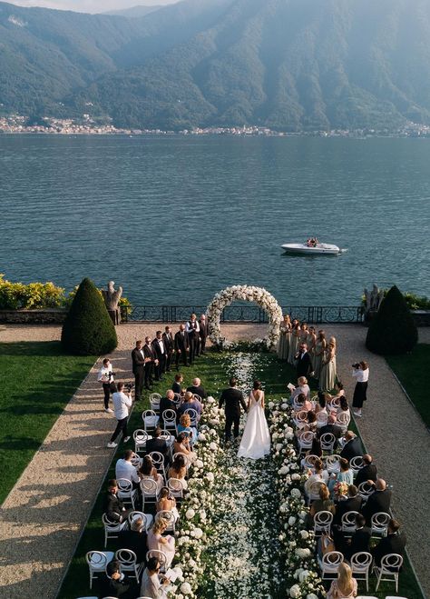 Wedding Ideas Greece, Italian Wedding Colors, Dream Marriage, Destination Wedding Italy, Dream Wedding Decorations, Dream Wedding Venues, Lake Como Wedding, Whimsical Wonderland, Future Wedding Plans