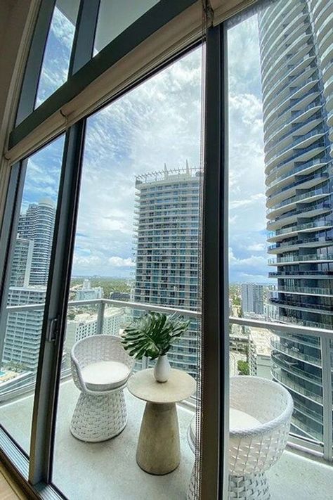 Miami Balcony Decor, Miami Loft Apartments, Brickell Miami Apartments, Miami Apartment Aesthetic, Miami Balcony, Miami Apartment Decor, Miami Loft, Sarah Core, Miami House