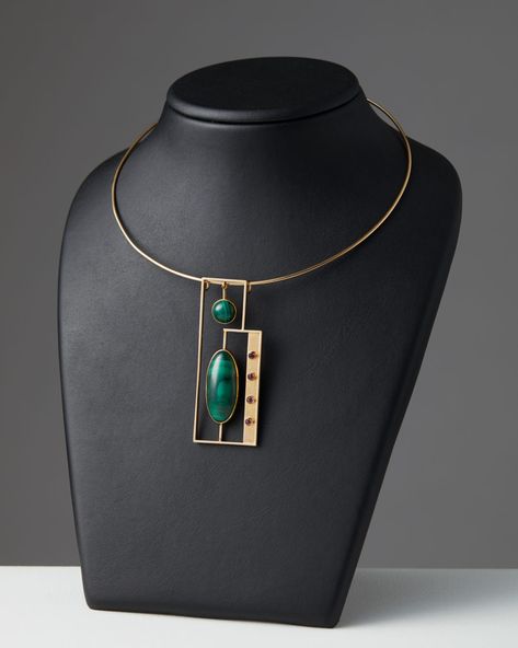 Women's Neckwear, Architectural Jewelry Design, Latest Necklace Design, Jewelry Pictures, Architectural Jewelry, Minimal Jewellery, Fancy Jewelry Necklace, Modern Jewellery Design, Contemporary Jewelry Design