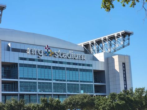 Where to Eat at NRG Stadium, Home to Houston Texans - Eater Houston Nrg Stadium Houston, Nrg Stadium, Texans Football, Houston Texans, Houston, Vision Board, Favorite Places, Football, American Football