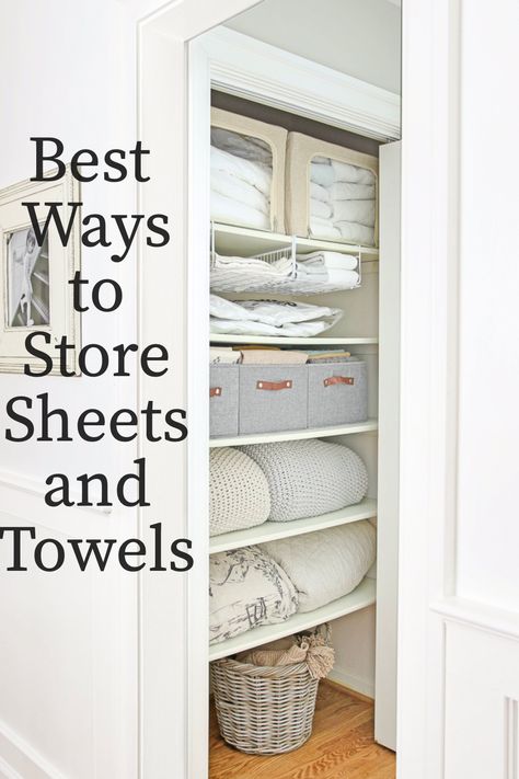 Small Linen Closet Organization, Store Sheets, Linen Closet Design, Linen Closet Shelves, Closet Organization Hacks, Small Linen Closets, Bathroom Linen Closet, Linen Closet Storage, Sheet Storage