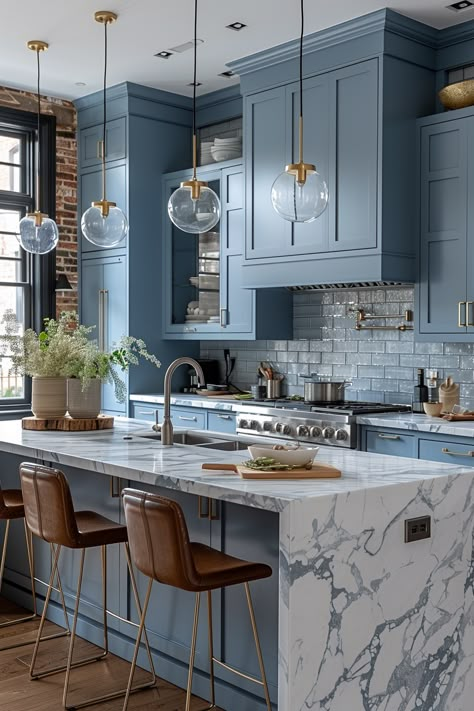 Looking to refresh your kitchen with a splash of color? Discover the 24 best blue kitchen design ideas to inspire you! From serene navy tones to vibrant cobalt accents, these ideas will help you create a stylish and inviting culinary space. 💙🍽️ #BlueKitchen #KitchenDesign #Kitchencolor Home Staging Cuisine, Kitchen Open Concept, Blue Kitchen Designs, Light Blue Kitchens, Blue Interiors, Blue Kitchen Cabinets, Blue Cabinets, Blue Accent, Coastal Kitchen