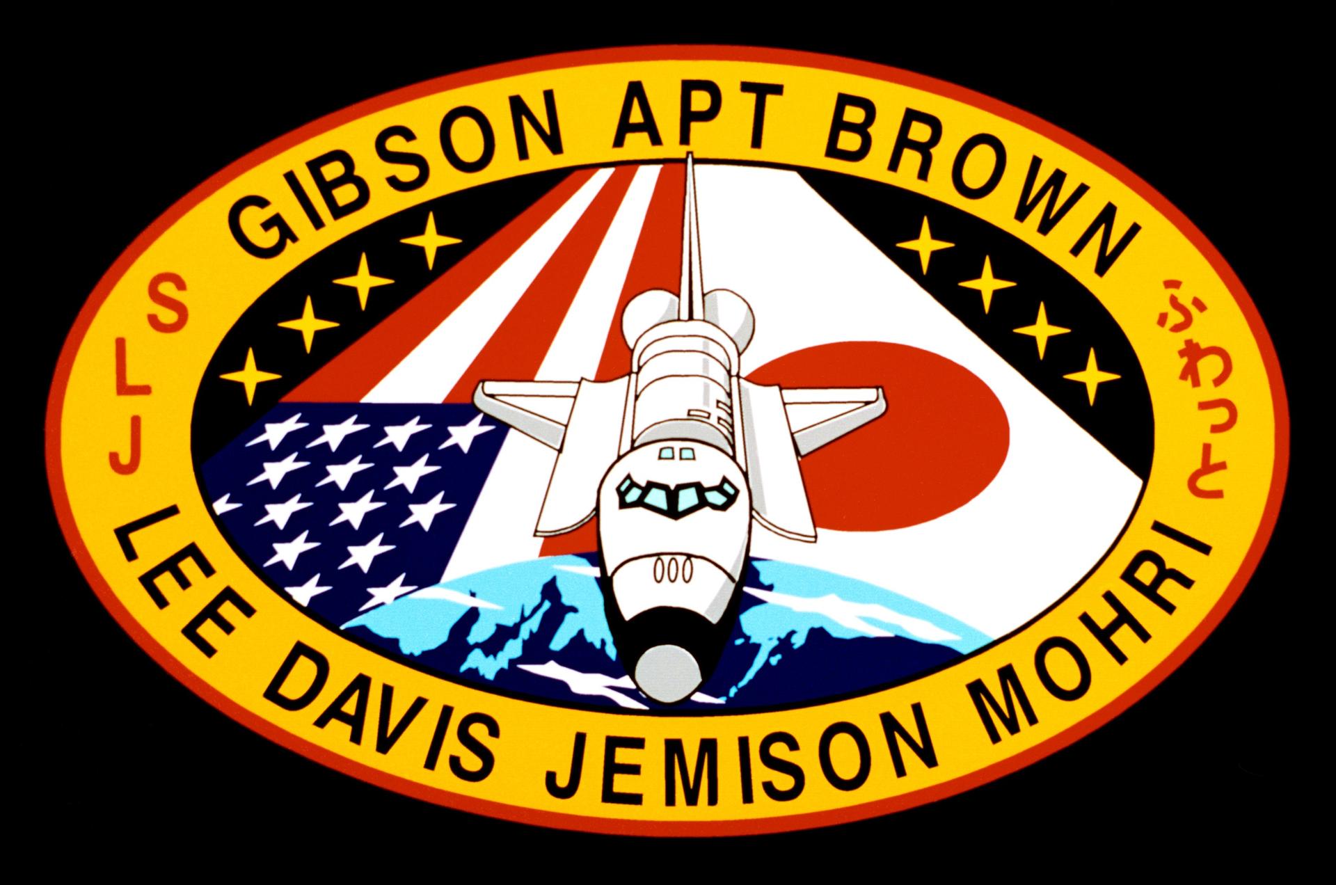 STS-47 Endeavour, Orbiter Vehicle (OV) 105, crew insignia