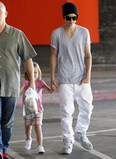 Justin Bieber Hangs With Little Sister Jazzy