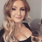 Naomi - @naomimoffitt Instagram Profile Photo